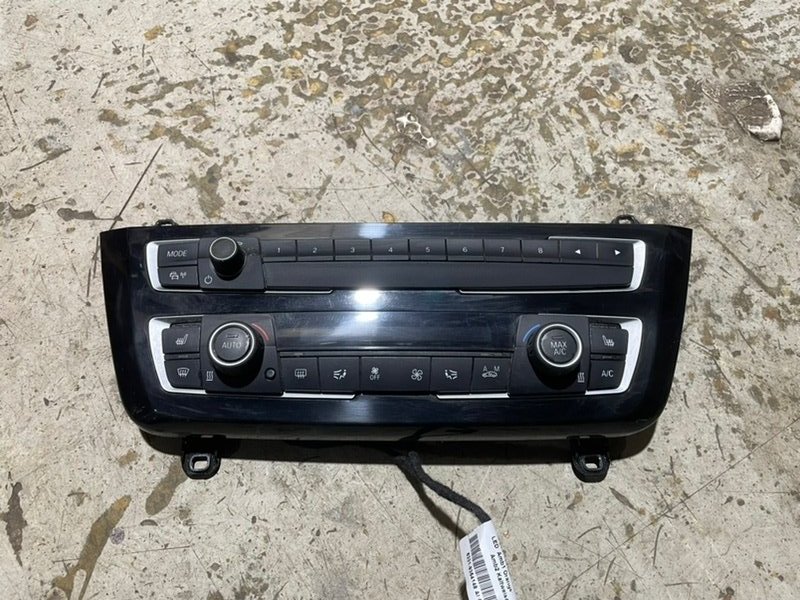 Блок управления климатической установкой