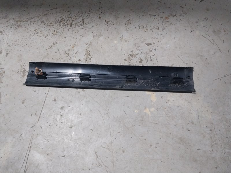 Накладка порога (внутренняя)