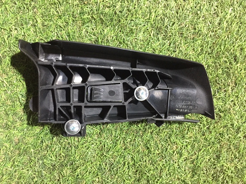 Направляющая ремня безопасности