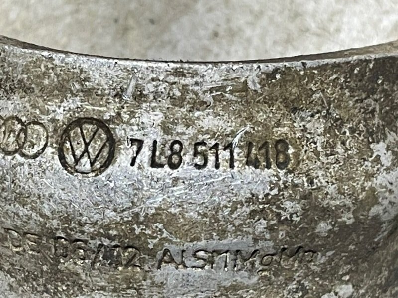 Кронштейн стойки переднего стабилизатора