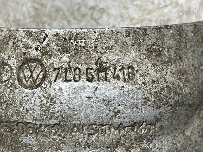 Кронштейн стойки переднего стабилизатора