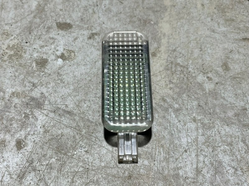 Плафон салонный