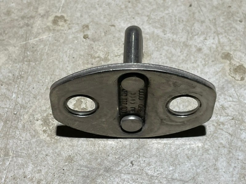 Ответная часть замка двери