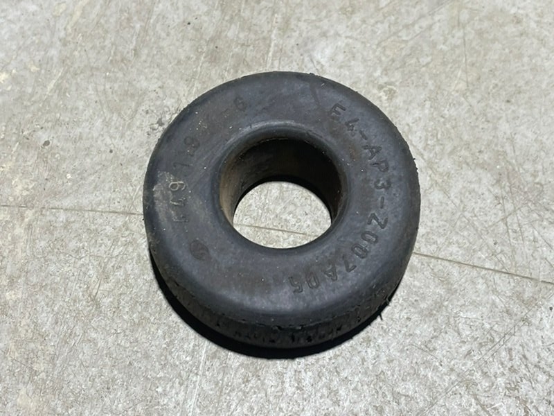 Втулка заднего амортизатора