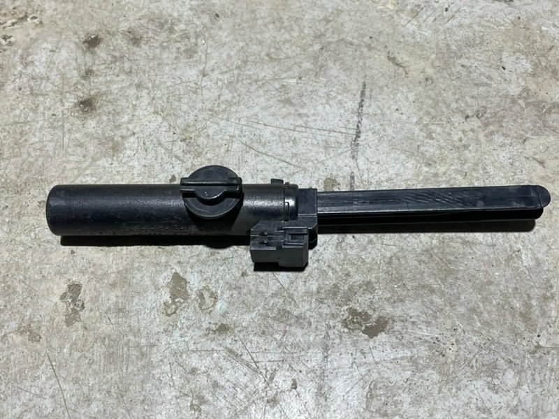 Демпфер бардачка