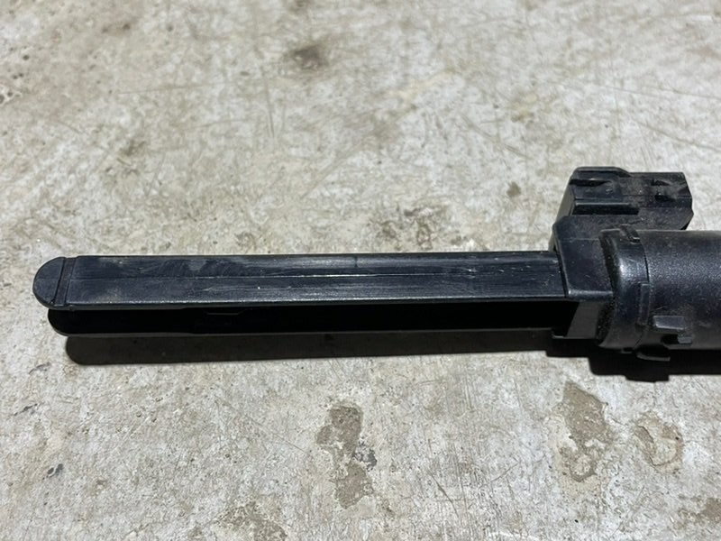 Демпфер бардачка