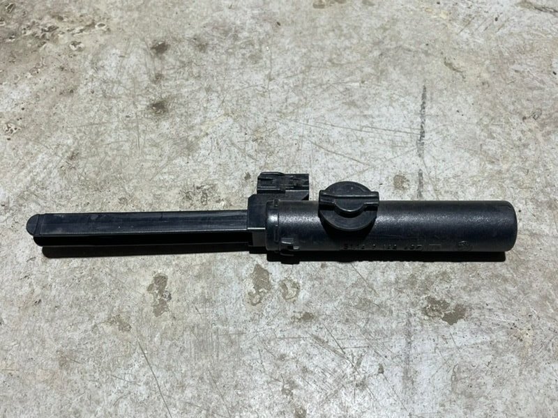 Демпфер бардачка