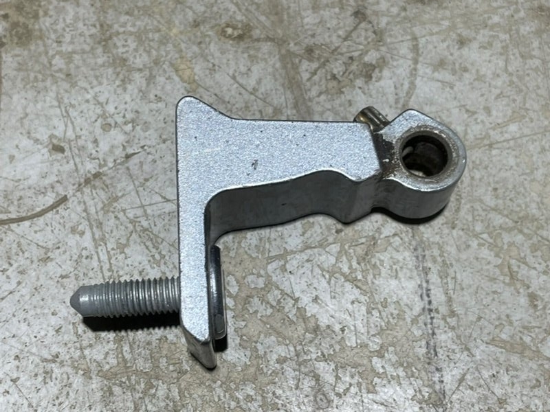 Петля двери передней левой нижняя