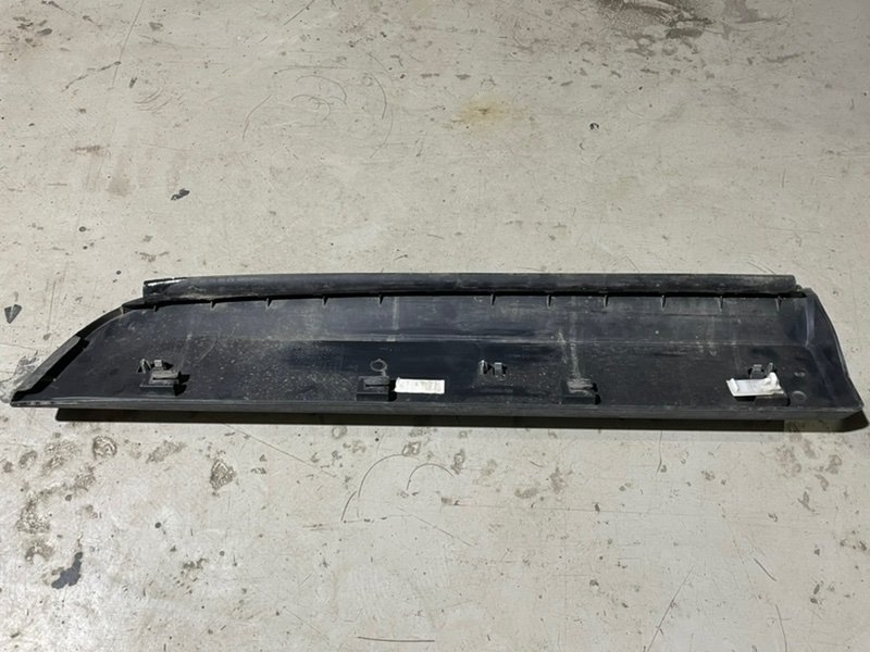 Накладка двери задней правой