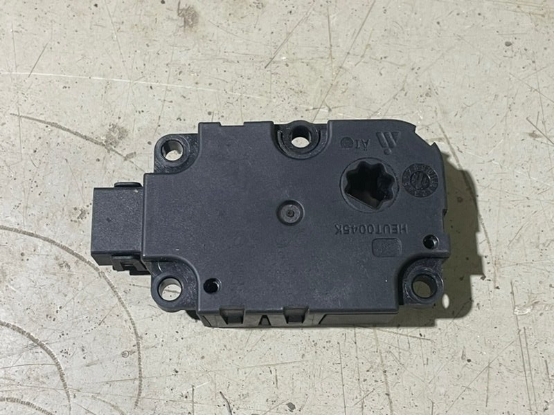 Моторчик заслонки печки