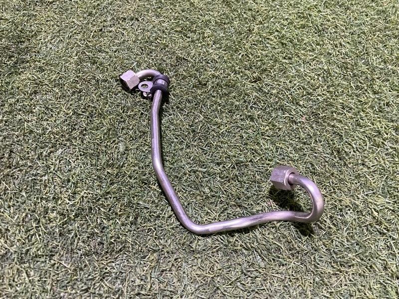 Трубка топливная