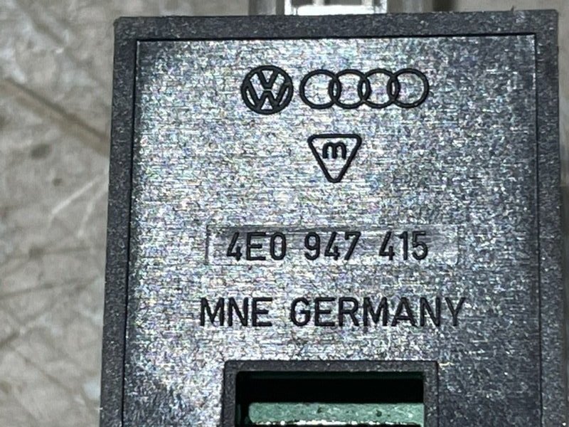 Плафон салонный