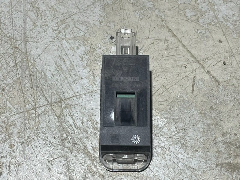 Плафон салонный