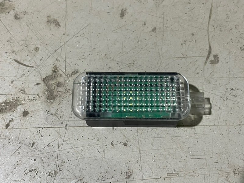 Плафон салонный