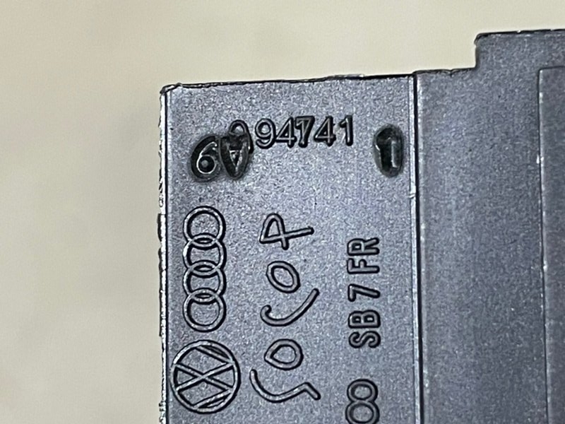 Фонарь подсветки двери