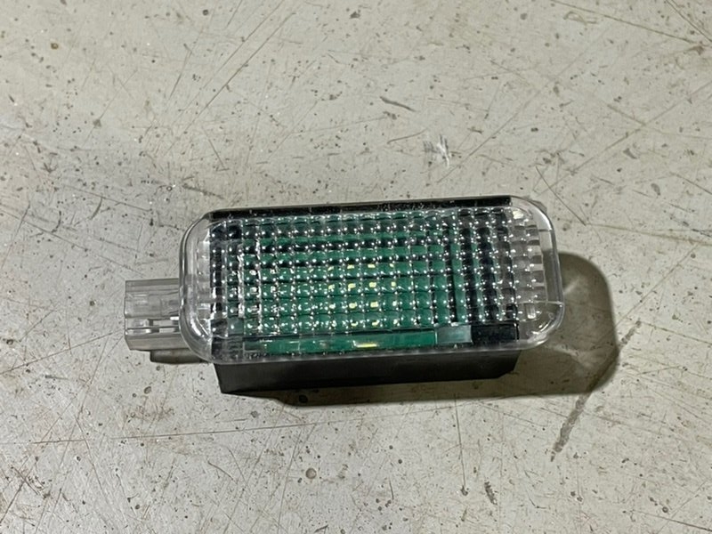 Плафон салонный