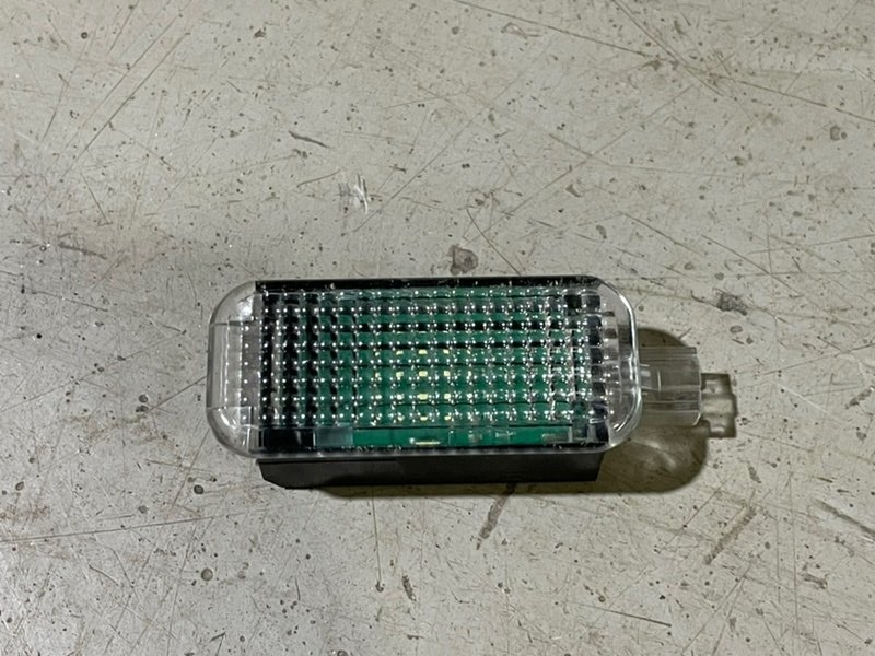 Плафон салонный