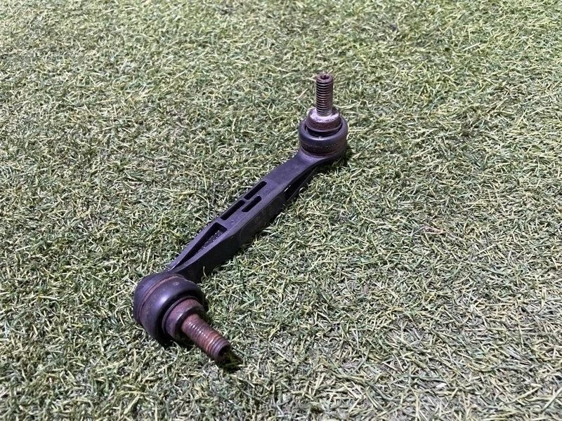 Стойка заднего стабилизатора правая