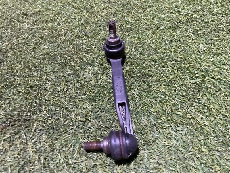 Стойка заднего стабилизатора левая