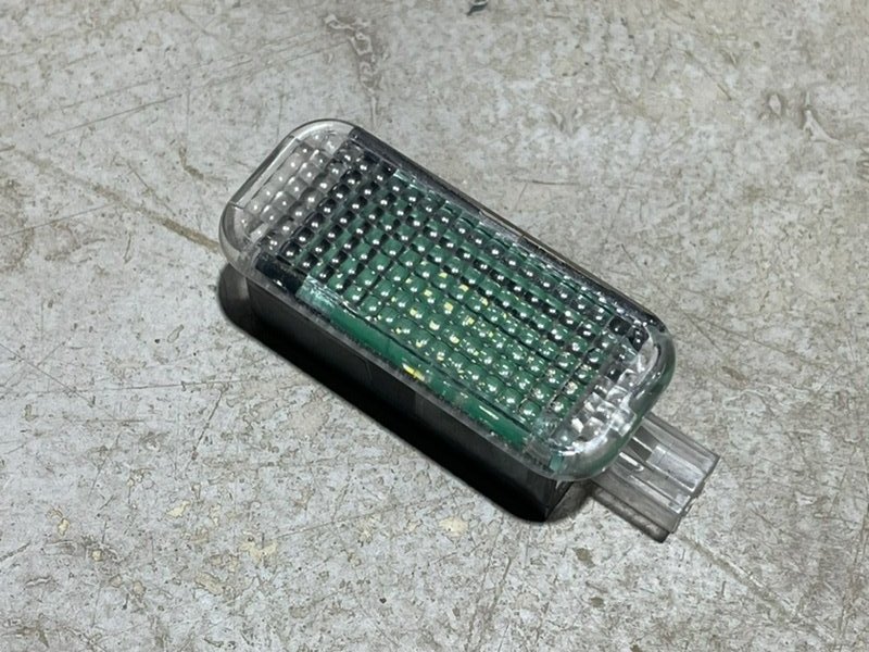 Плафон салонный