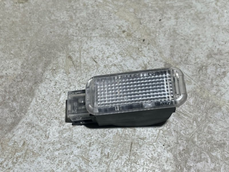 Плафон салонный