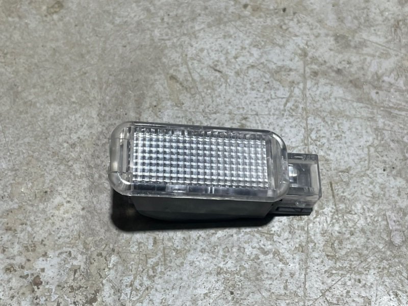 Плафон салонный