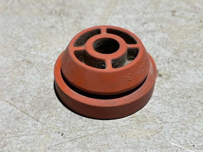 Кронштейн воздушного фильтра