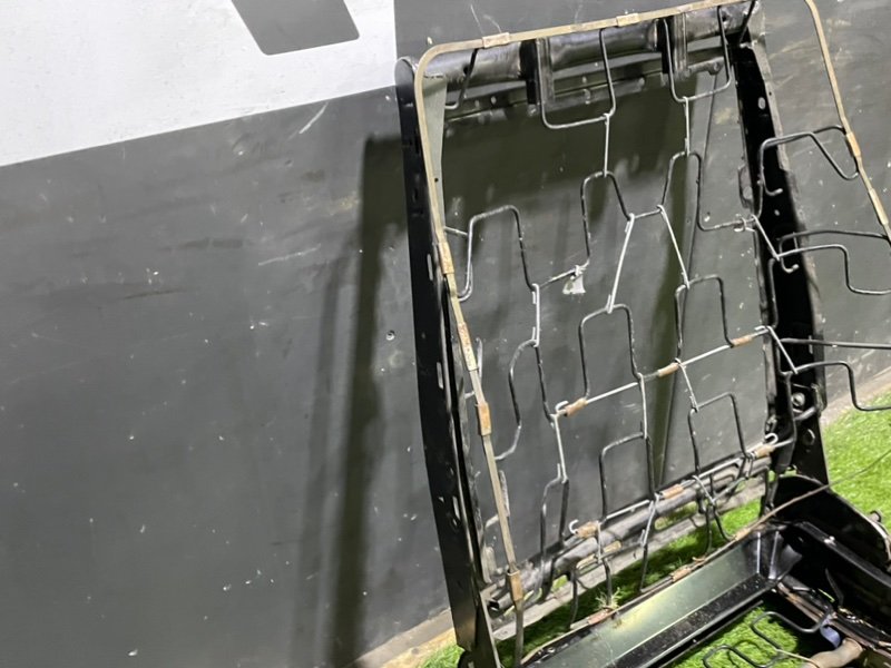 Сиденье салонное