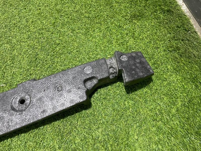 Наполнитель переднего бампера