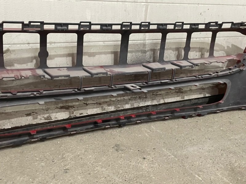 Бампер передний