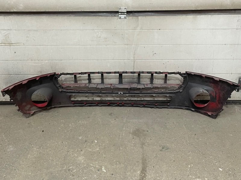 Бампер передний