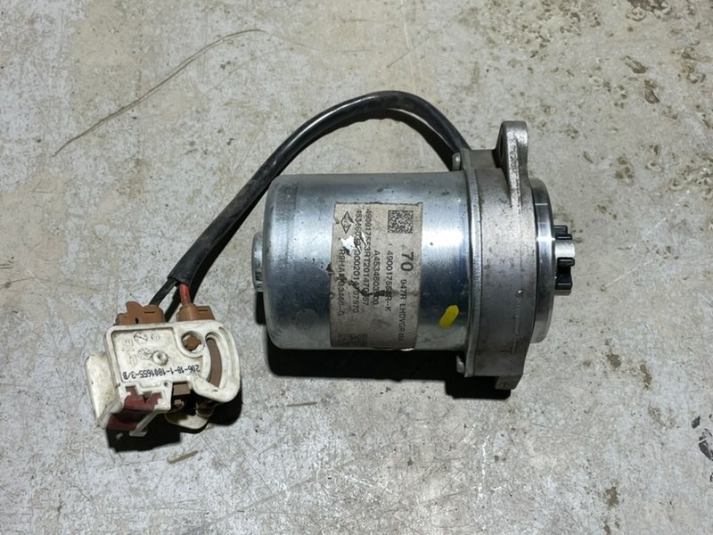 Серводвигатель рулевой рейки