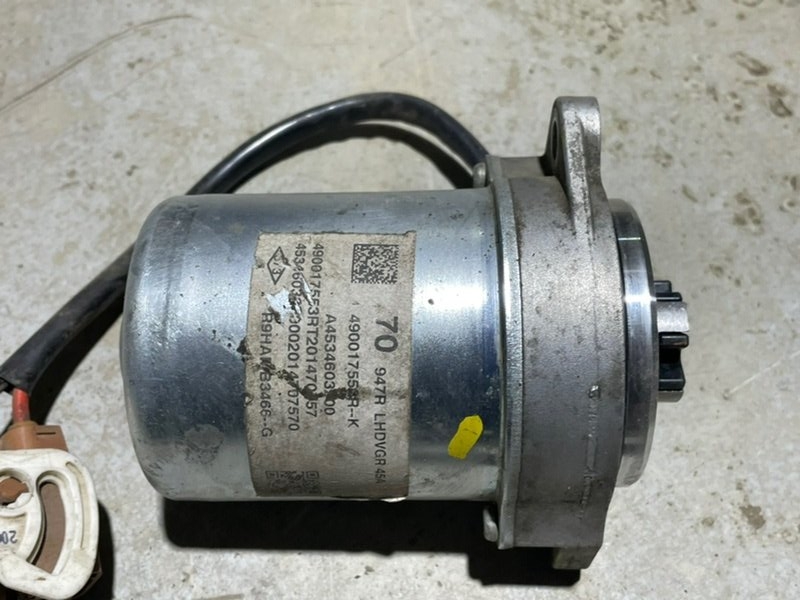 Серводвигатель рулевой рейки