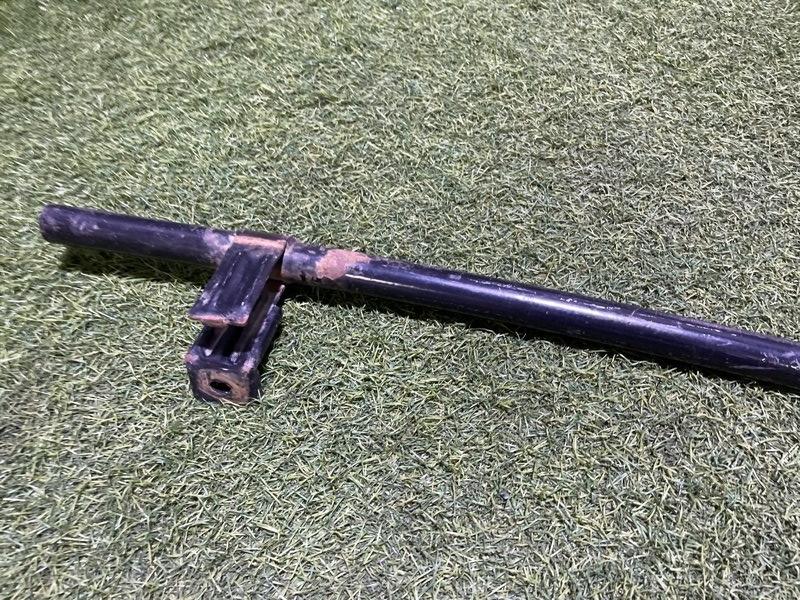 Усилитель переднего бампера