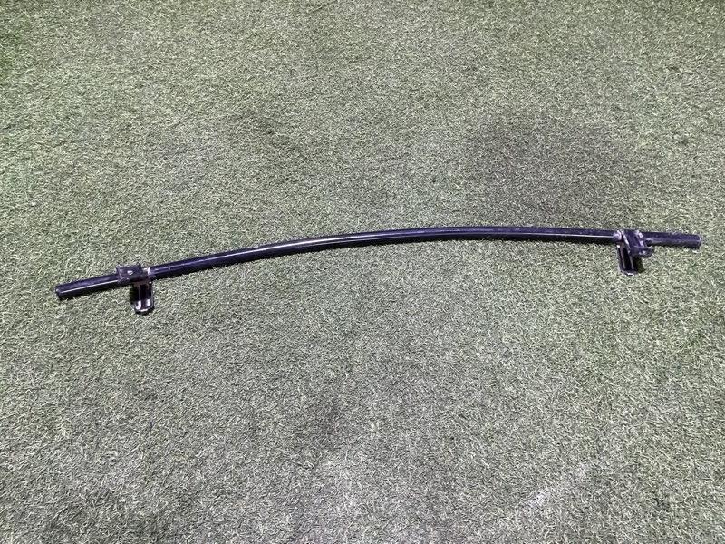 Усилитель переднего бампера