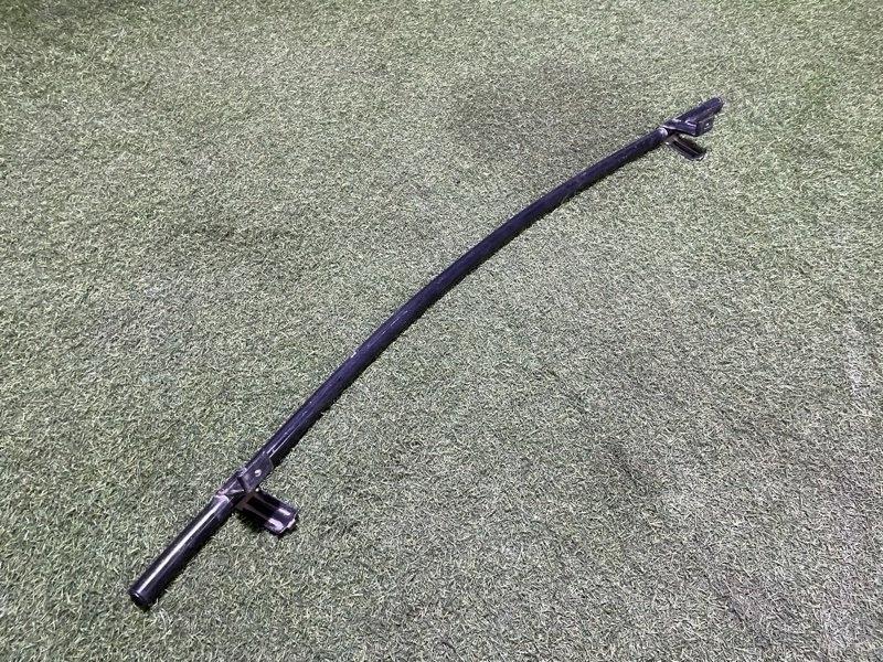 Усилитель переднего бампера