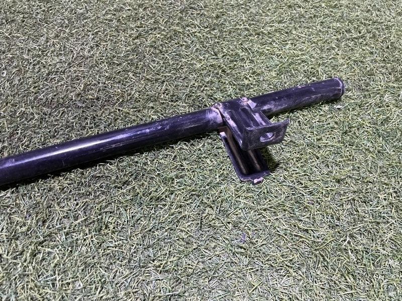 Усилитель переднего бампера