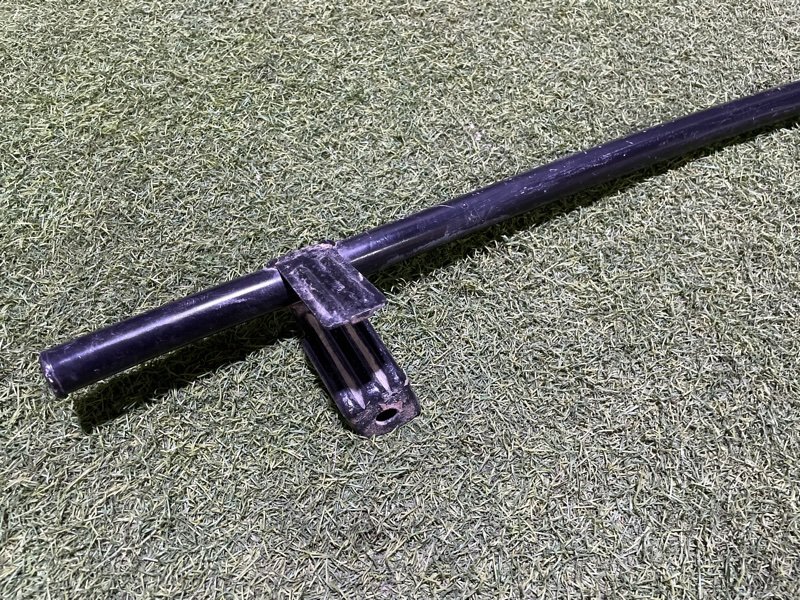 Усилитель переднего бампера