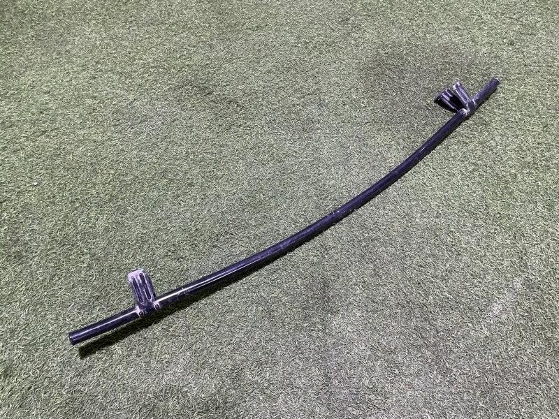 Усилитель переднего бампера