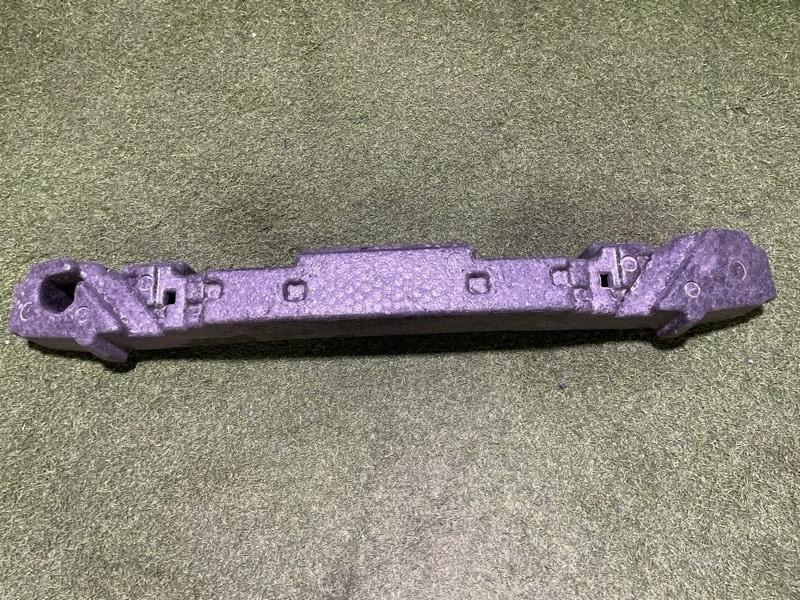 Наполнитель переднего бампера