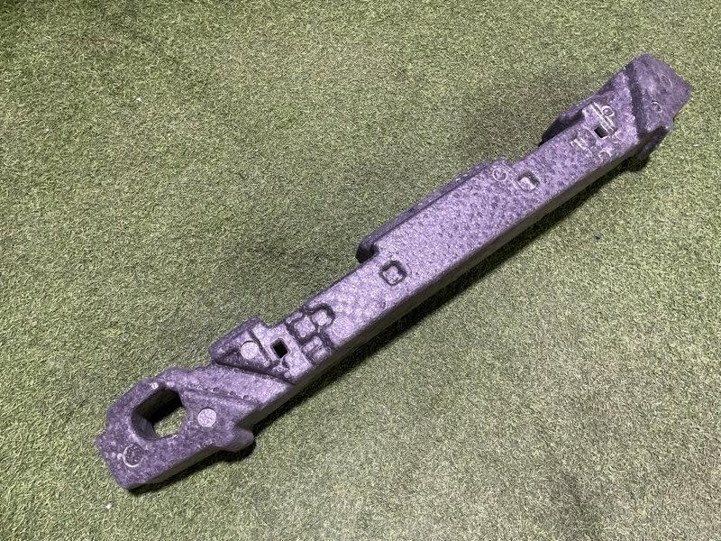 Наполнитель переднего бампера