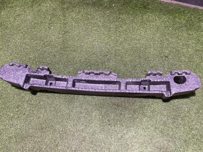 Наполнитель переднего бампера