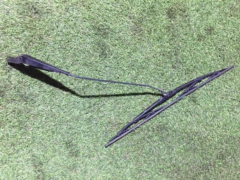 Щетка стеклоочистителя