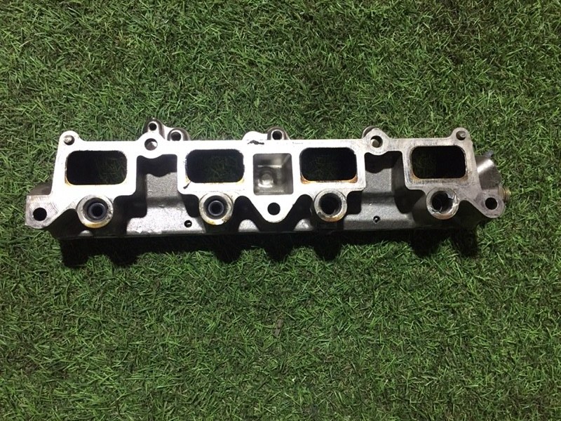 Коллектор впускной