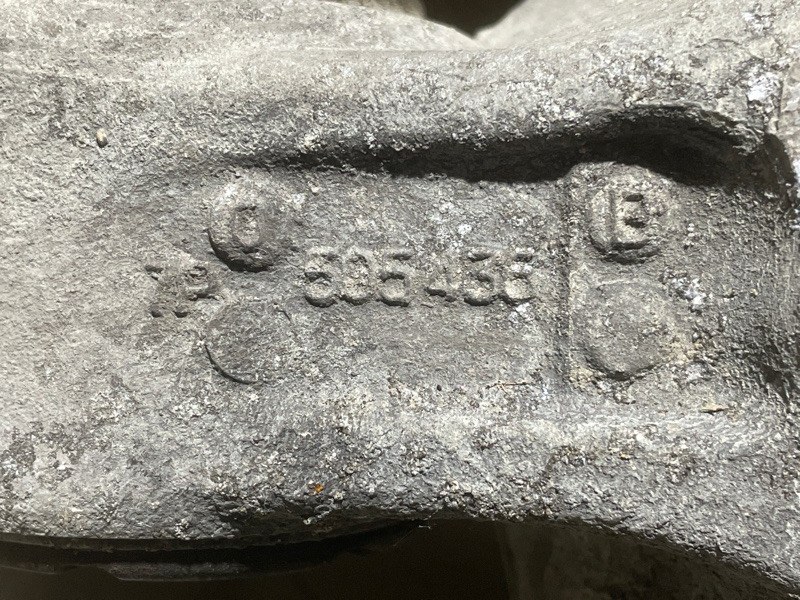 Кулак поворотный задний правый