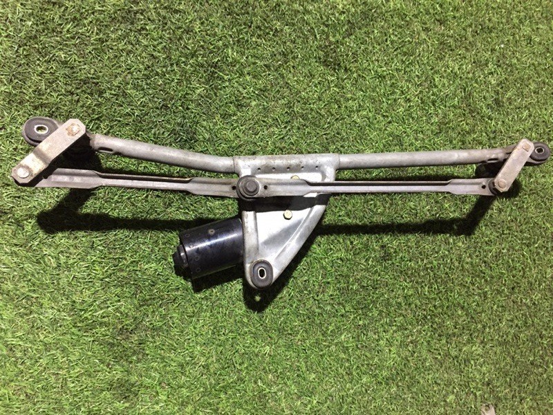 Трапеция стеклоочистителей