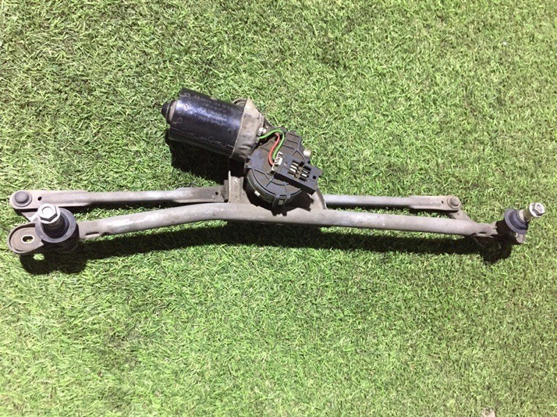 Трапеция стеклоочистителей