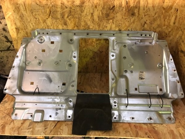 Перегородка салона