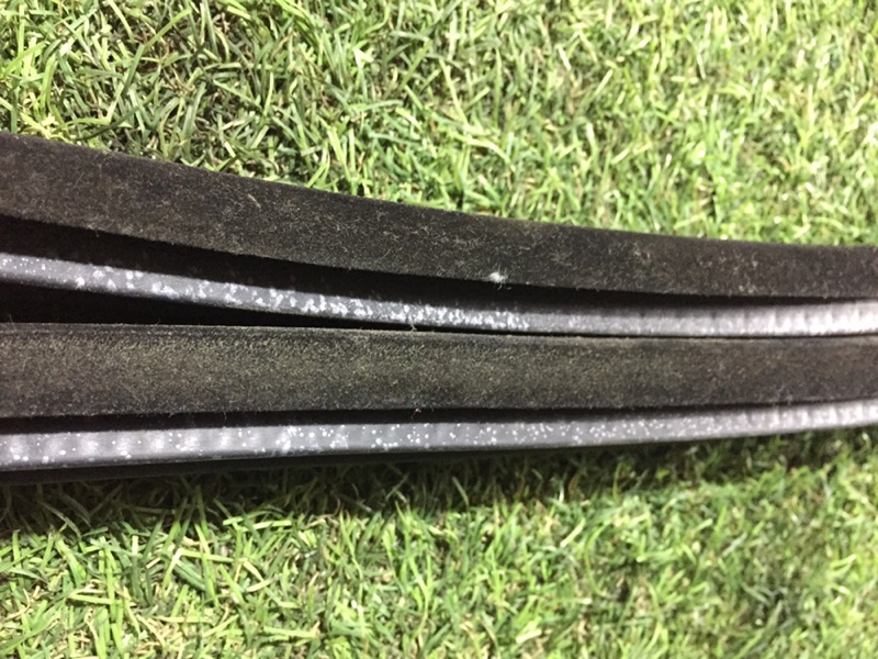 Уплотнитель двери