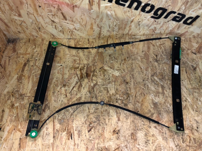 Стеклоподъемник электр. задний левый